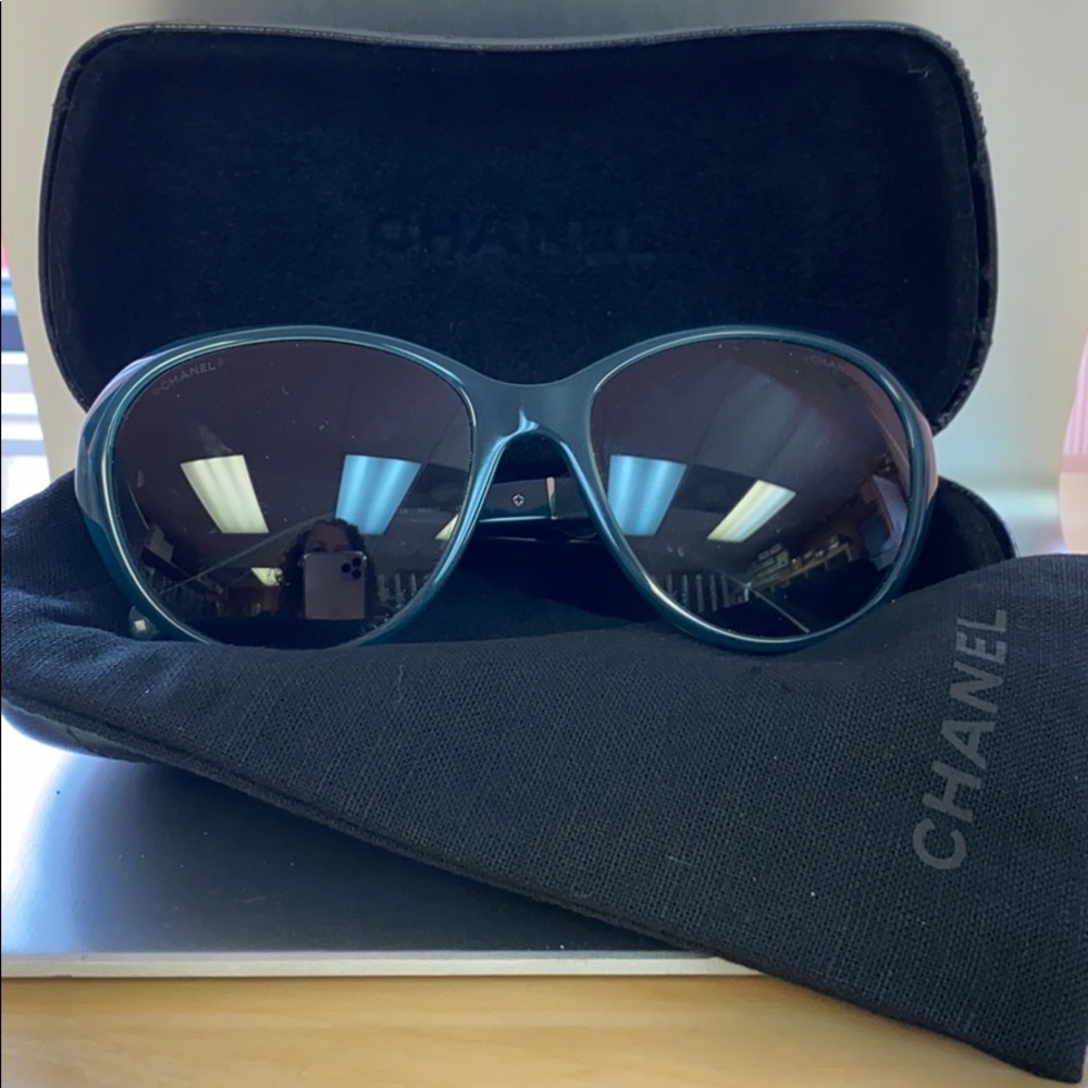 Authentic CHANEL SUNGLASSES model #5316